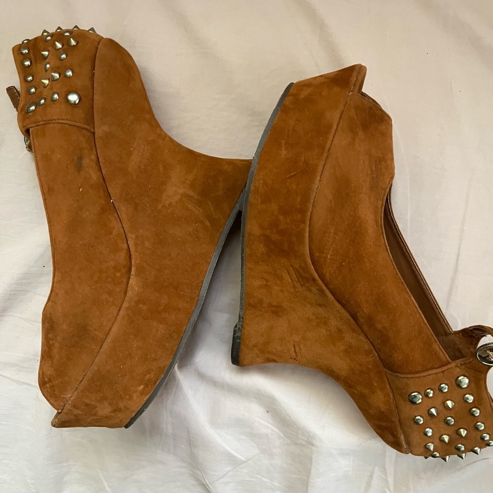 Women's Suede Platform Wedge Heels in Cognac with Stud Detail